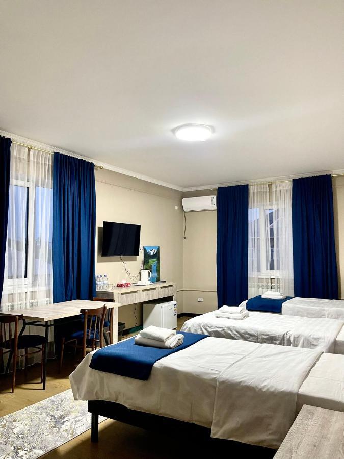 Green Town Hotel Shymkent Exterior foto